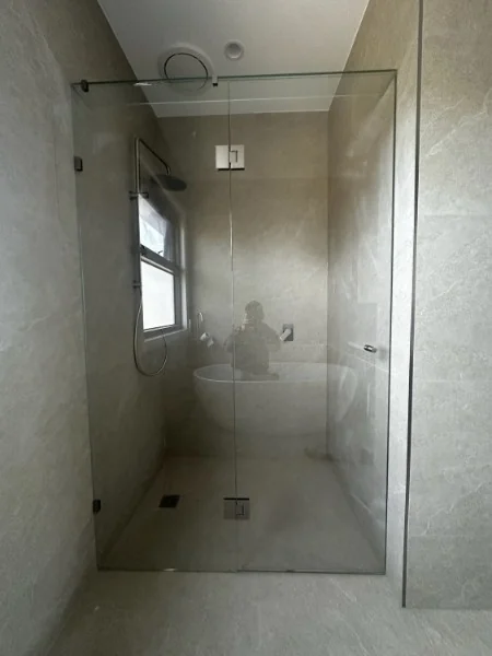 Frameless walk-in shower screen chrome